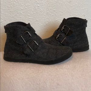 Blow Fish Ankle Boot